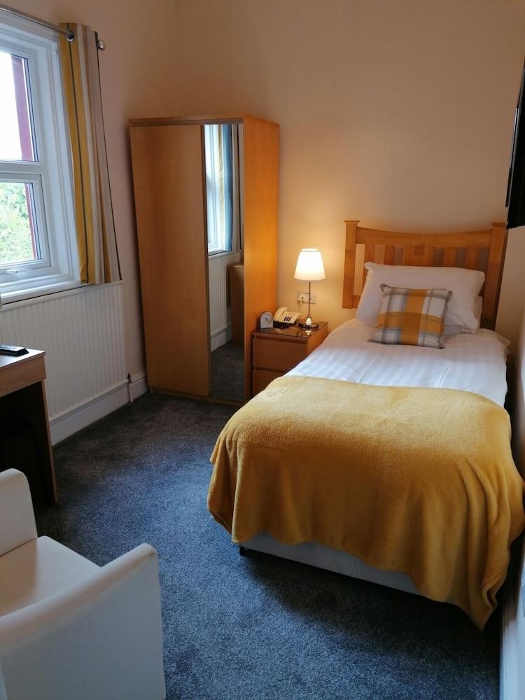 Bed and Breakfast Edendale House Southport Exteriér fotografie